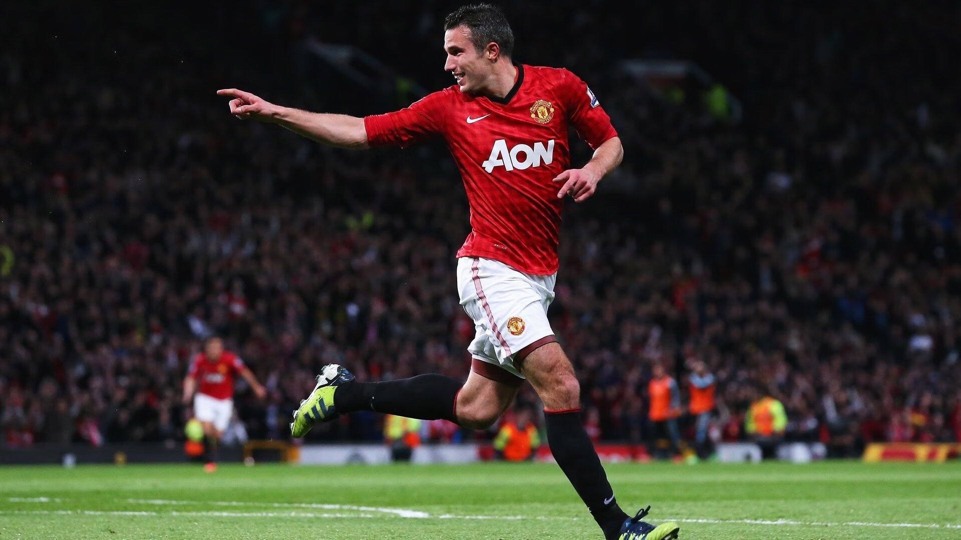 -拼搏的信仰点亮篮球之路，用拼搏点亮青春